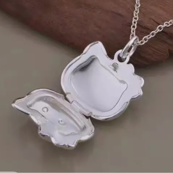 Hello Kitty 925 Sterling Silver Locket Necklace - Picture 3 of 4